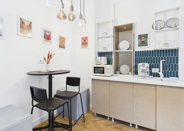 Chic In The Heart Of Daire Bükreş
