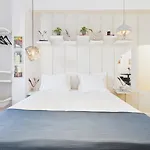 Chic In The Heart Of