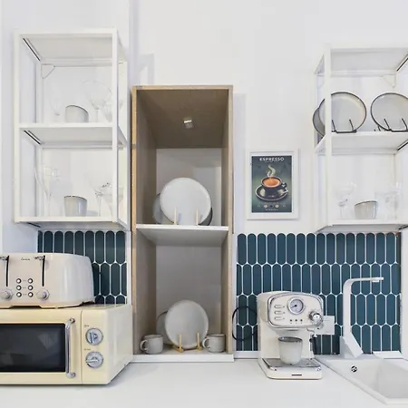 Apartment Chic In The Heart Of