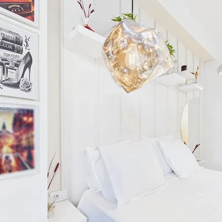 Chic In The Heart Of Bucarest