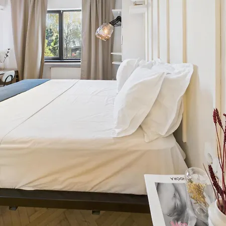 Chic In The Heart Of Bucarest