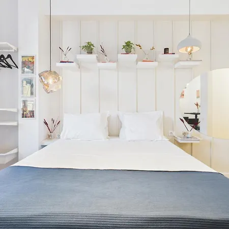 Chic In The Heart Of