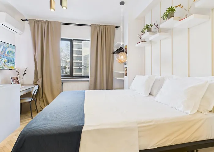 Apartament Chic In The Heart Of