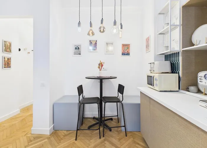 Chic In The Heart Of * Bukurešť